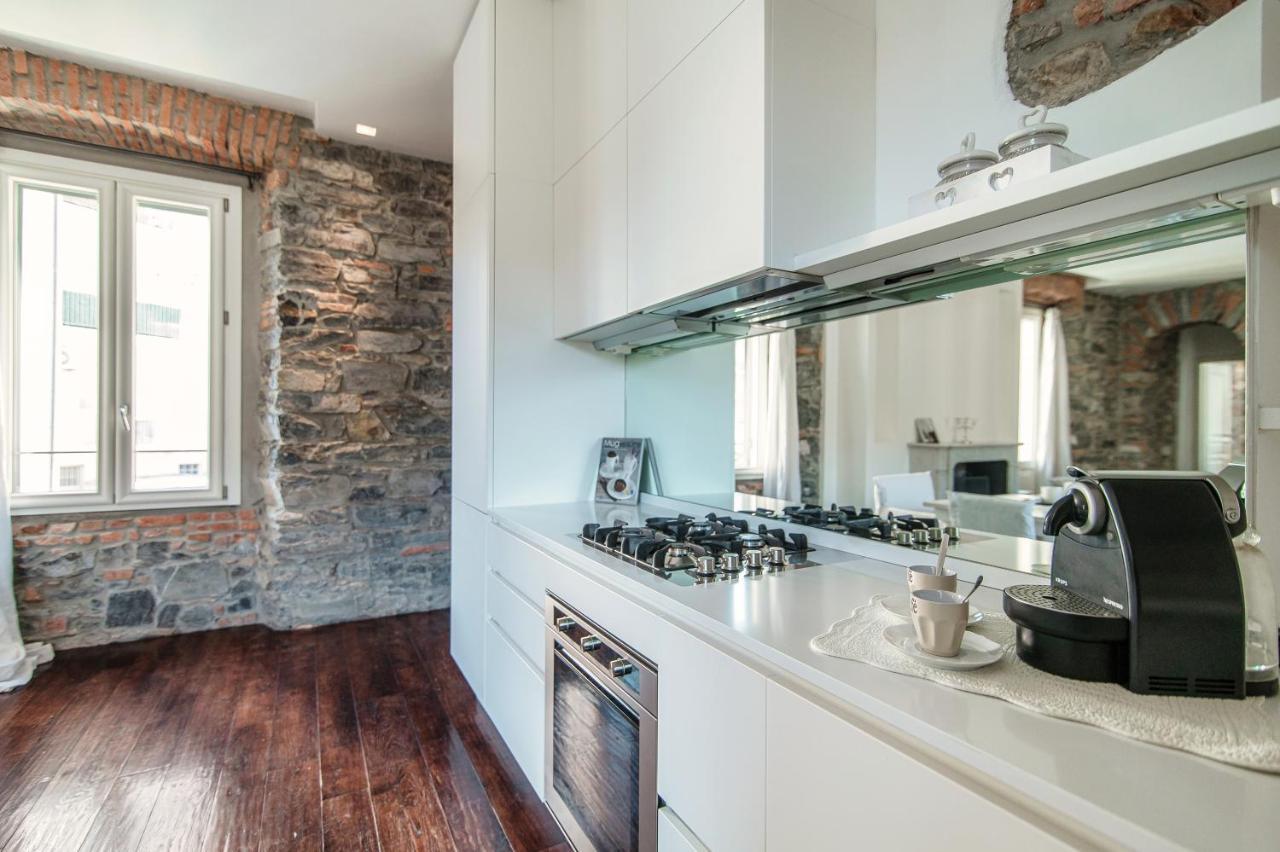 Stunning Central Como Apt By Joivy Exterior foto
